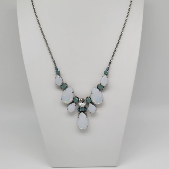 Sorrelli White and Blue Opal Swarovski Crystal Bib Cluster Necklace Silver Tone - Picture 3 of 6